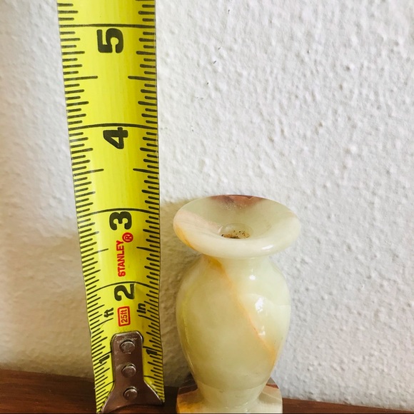Vintage onyx stone petit bud vase - Picture 7 of 7